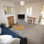 Corner Cottage